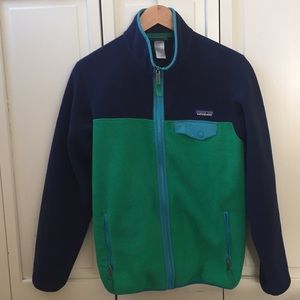 Grreen and Blue Patagonia Jacket